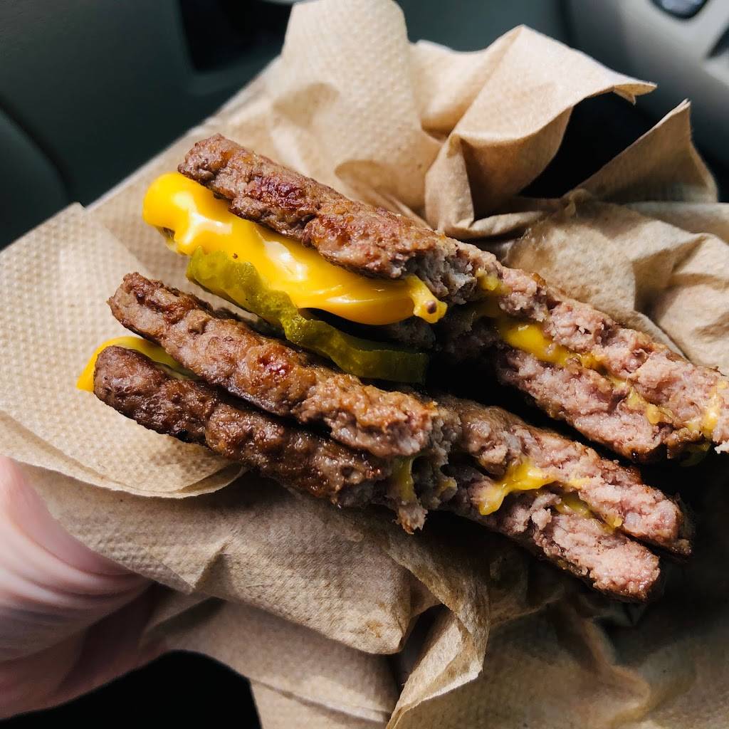 Wendys | restaurant | 12242 Narcoossee Rd, Orlando, FL 32832, USA | 4073138355 OR +1 407-313-8355