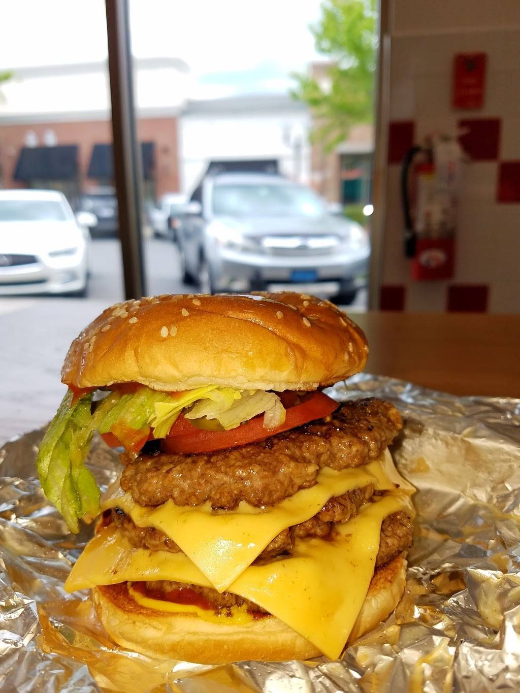 Five Guys | meal takeaway | 9820 Rea Rd, Charlotte, NC 28277, USA | 7047520110 OR +1 704-752-0110