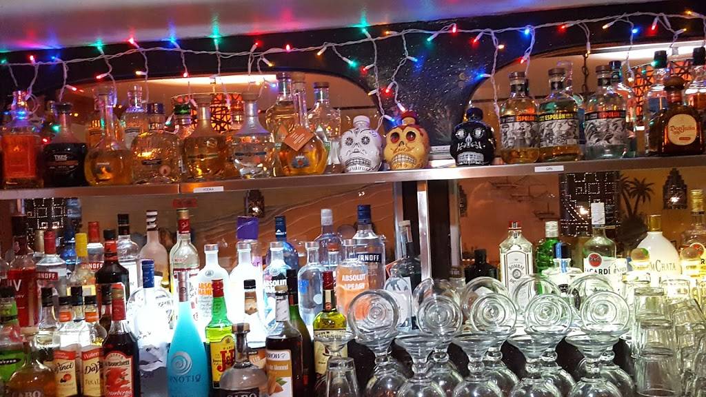 Los Tres Amigos West Jackson | restaurant | 1923 W Michigan Ave, Jackson, MI 49202, USA | 5179900727 OR +1 517-990-0727