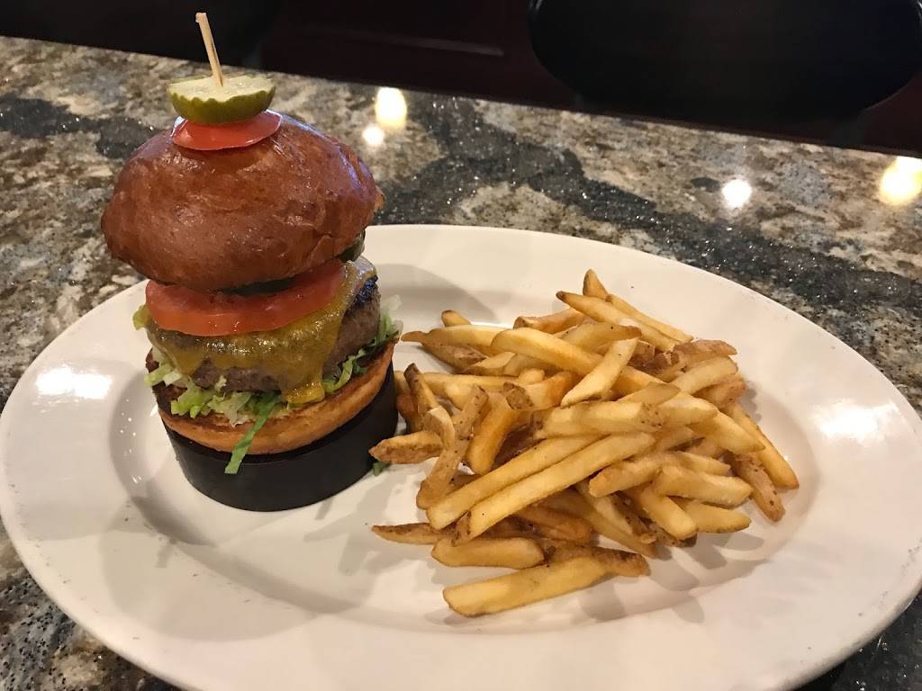 Cooms Corner Sports Grill | restaurant | 1225 E 9th St, Lockport, IL 60441, USA | 8158384420 OR +1 815-838-4420