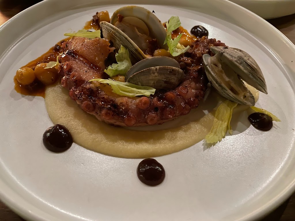 Lark | restaurant | Ironworks at Pencoyd Landing, 611 Righters Ferry Rd, Bala Cynwyd, PA 19004, USA | 4844348766 OR +1 484-434-8766