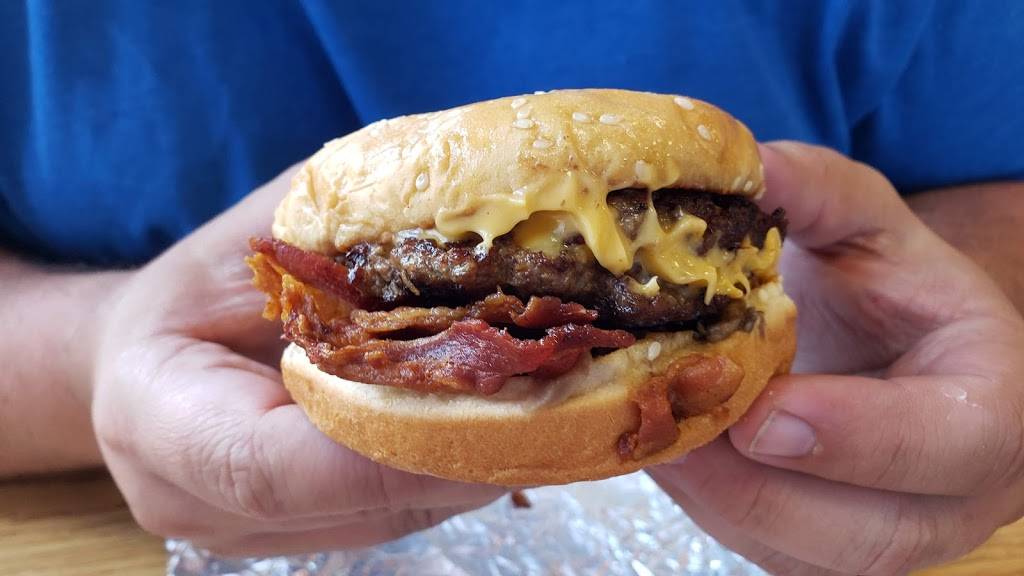 Five Guys | meal takeaway | 8540 S 71st St, Papillion, NE 68133, USA | 4025960000 OR +1 402-596-0000