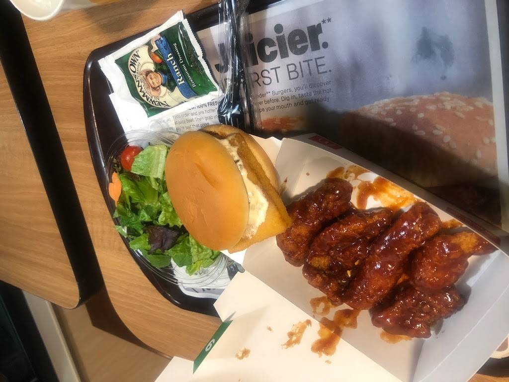 Chesters Chicken | restaurant | 145 Major Grahams Rd, Max Meadows, VA 24360, USA | 2766373124 OR +1 276-637-3124