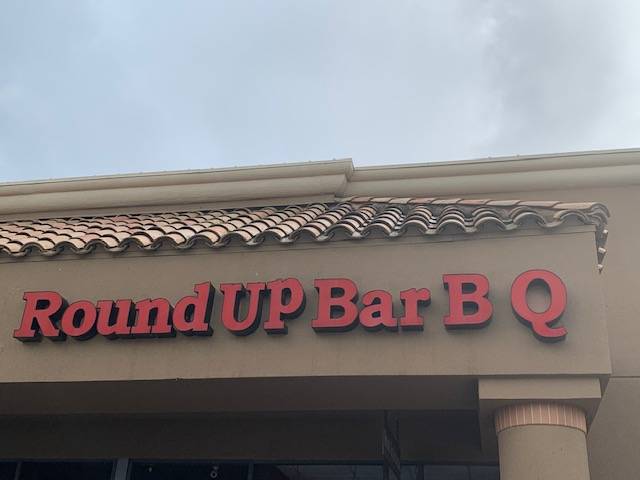 Roundup Bar-B-Q | restaurant | 5730 N First St # 101, Fresno, CA 93710, USA | 5594488501 OR +1 559-448-8501