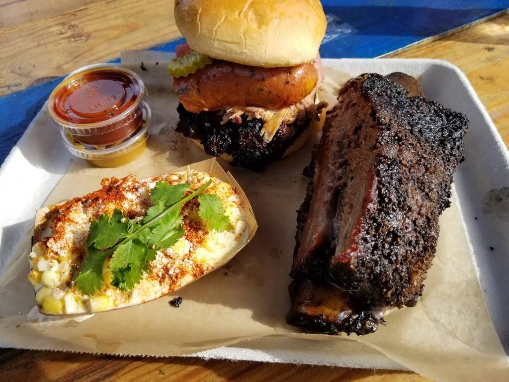 Moos Craft Barbecue | restaurant | East Los Angeles, CA 90022, USA | 6479301154 OR +1 647-930-1154