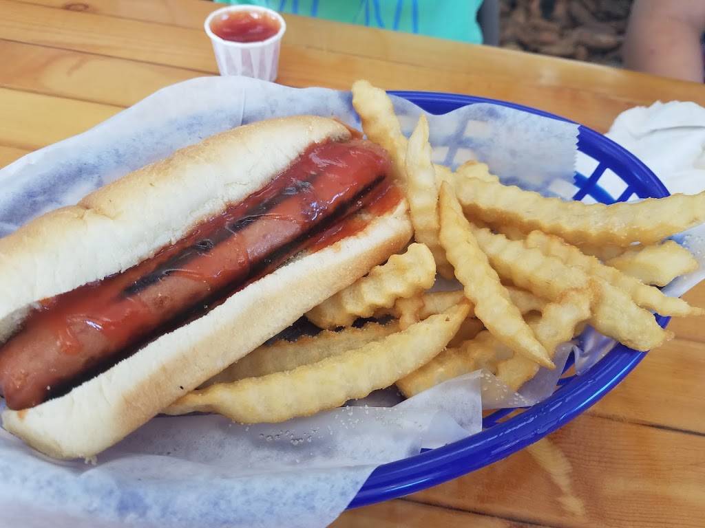Dogs & Cream | restaurant | 2721 Douglas Ave, Racine, WI 53402, USA | 2626391364 OR +1 262-639-1364