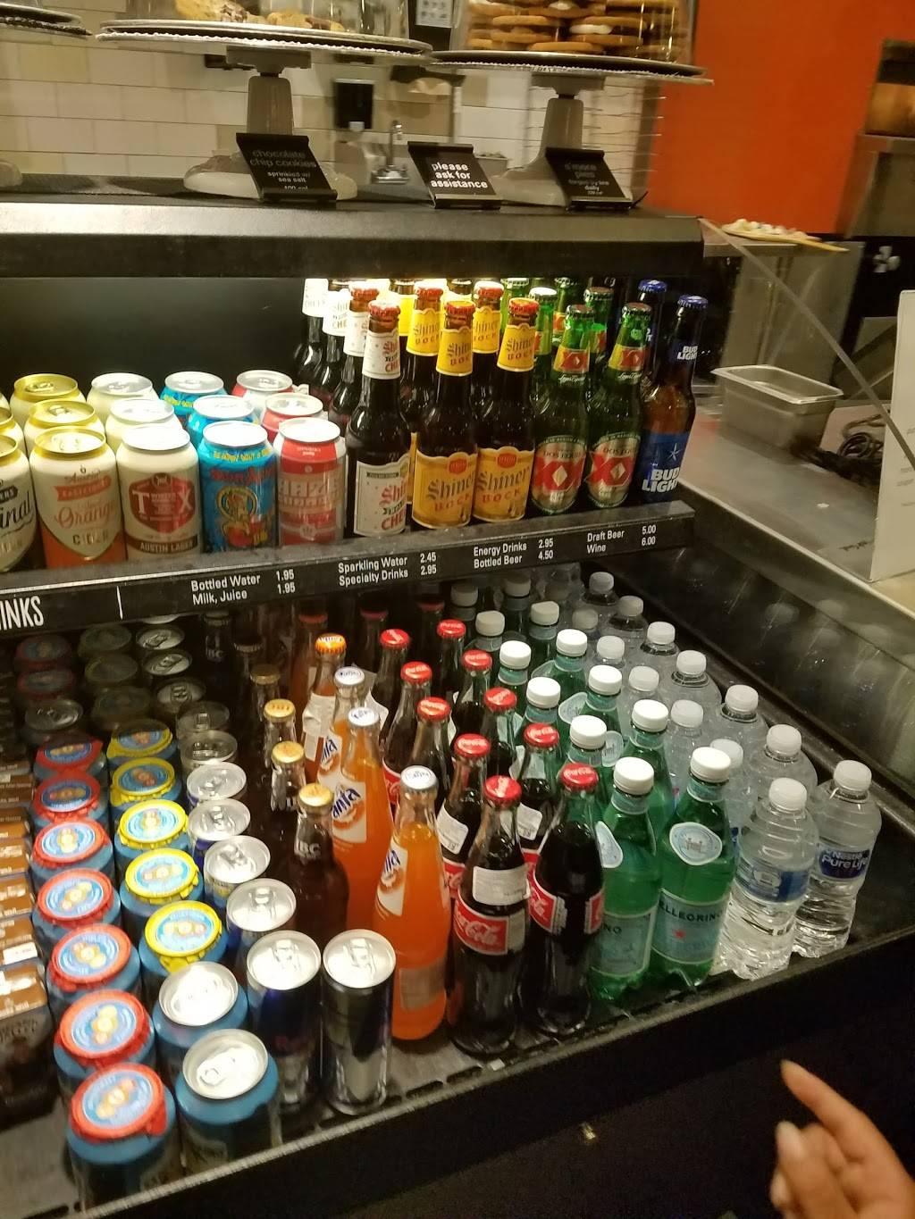 Blaze Pizza | meal takeaway | 14009 Research Blvd, Austin, TX 78717, USA | 5122336024 OR +1 512-233-6024