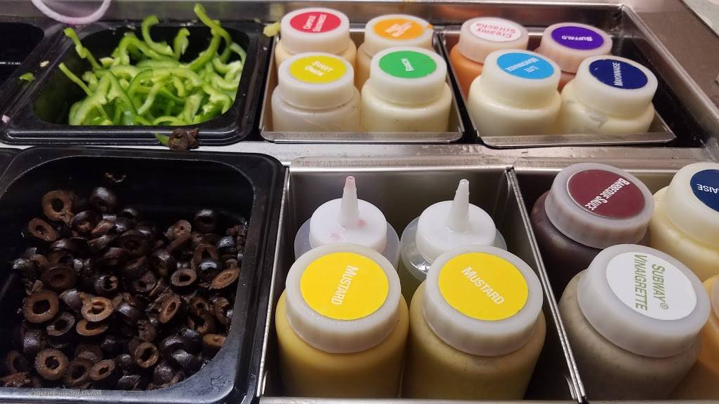 Subway | restaurant | 118 Durham Ave, South Plainfield, NJ 07080, USA | 9087541496 OR +1 908-754-1496