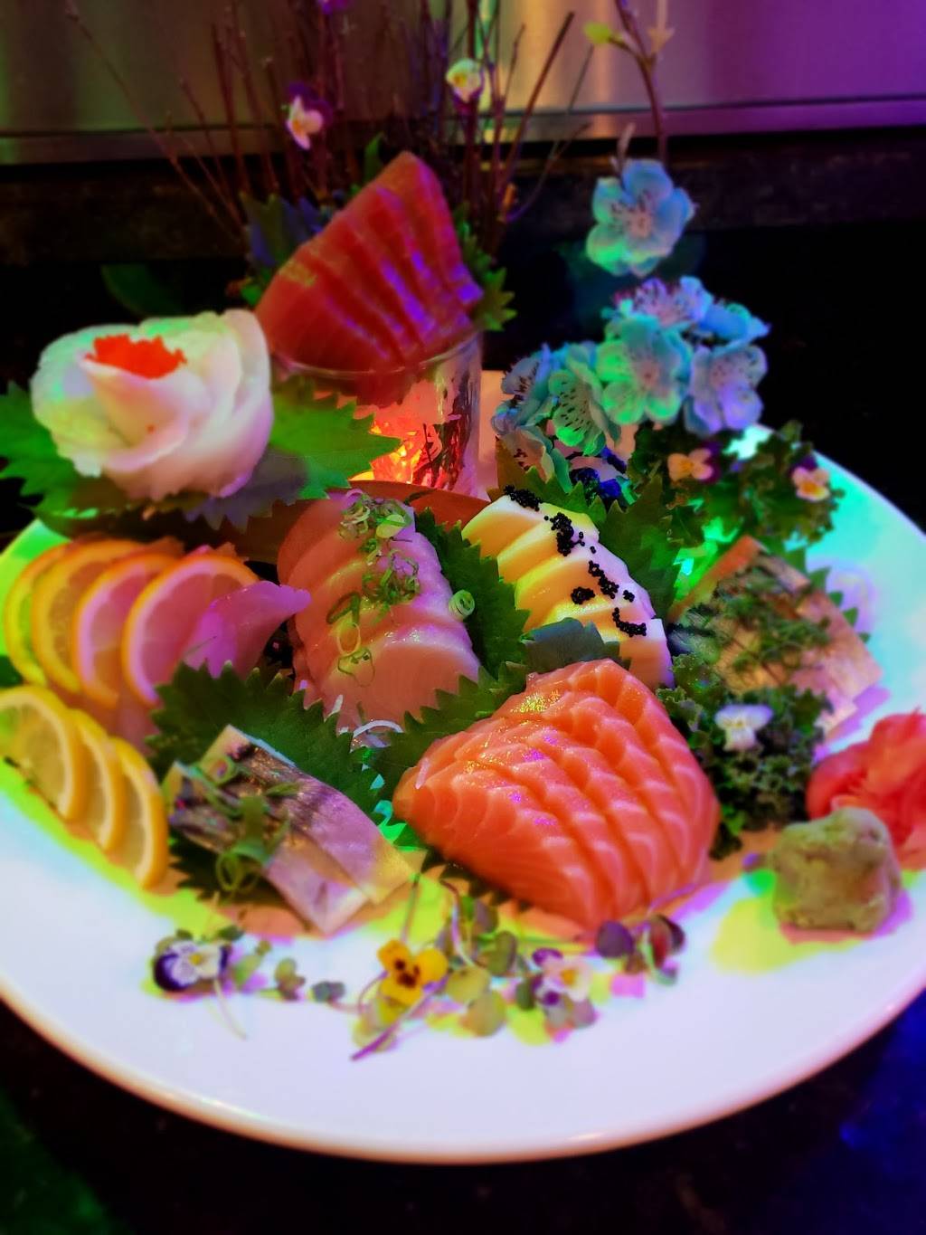 Sakana Hibachi Sushi and Bar | restaurant | 275 New State Hwy, Raynham, MA 02767, USA | 5088808660 OR +1 508-880-8660