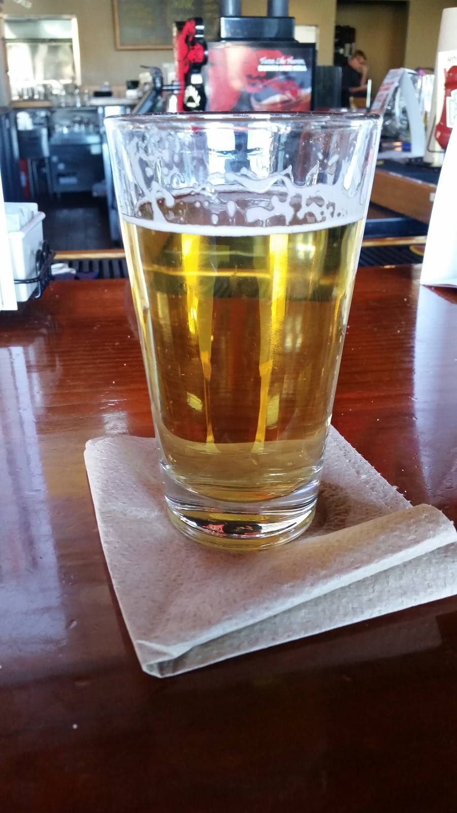 Hooters | restaurant | 8909 Talking Stick Way, Scottsdale, AZ 85250, USA | 4807458282 OR +1 480-745-8282