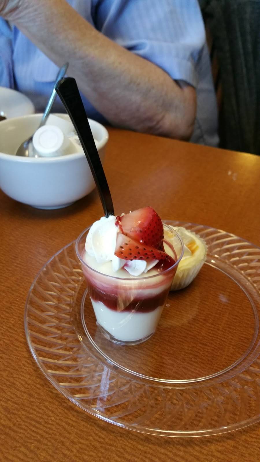 Green Mill Restaurant & Bar | restaurant | 909 Vermillion St, Hastings, MN 55033, USA | 6514389191 OR +1 651-438-9191