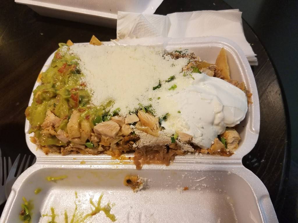 El Toro Bravo | restaurant | 562 W 19th St, Costa Mesa, CA 92627, USA | 9497918183 OR +1 949-791-8183