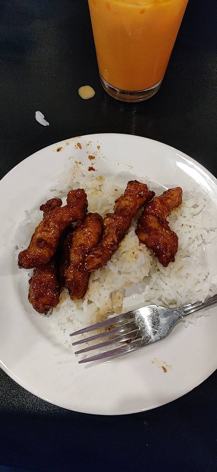 Youpas Thai Kitchen | restaurant | 10609 SE 240th St, Kent, WA 98031, USA | 2539813929 OR +1 253-981-3929