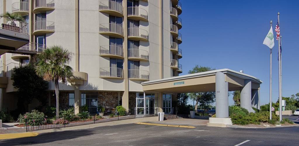 Harborview Restaurant & Lounge | restaurant | 301 Savannah Hwy, Charleston, SC 29407, USA | 8435567100 OR +1 843-556-7100