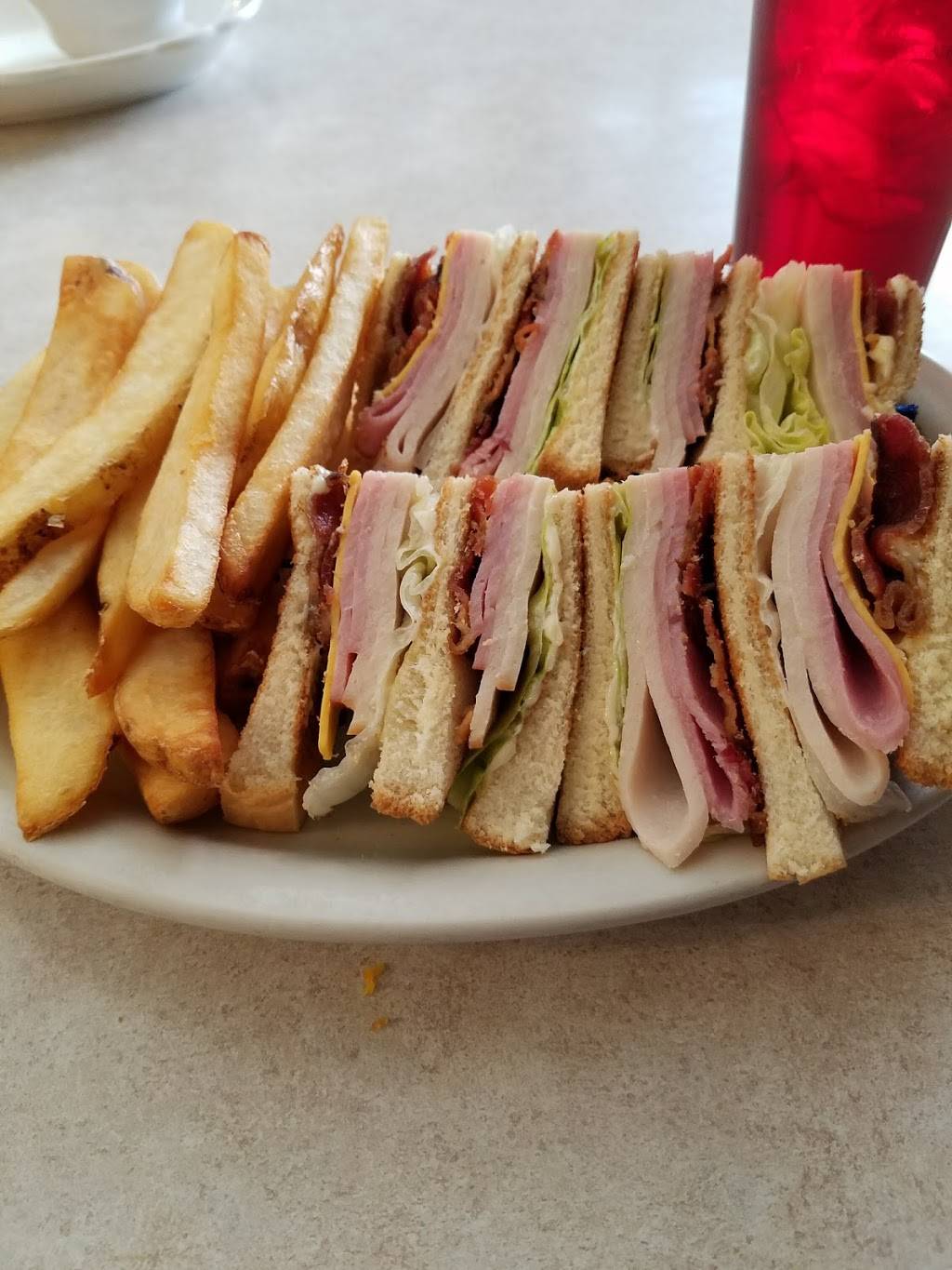 Mountain View Restaurant | restaurant | 100 W King St, Kings Mountain, NC 28086, USA | 7047341265 OR +1 704-734-1265