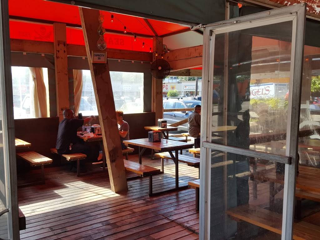 20 Feet Seafood Joint | restaurant | 1160 Peavy Rd, Dallas, TX 75218, USA | 9727077442 OR +1 972-707-7442