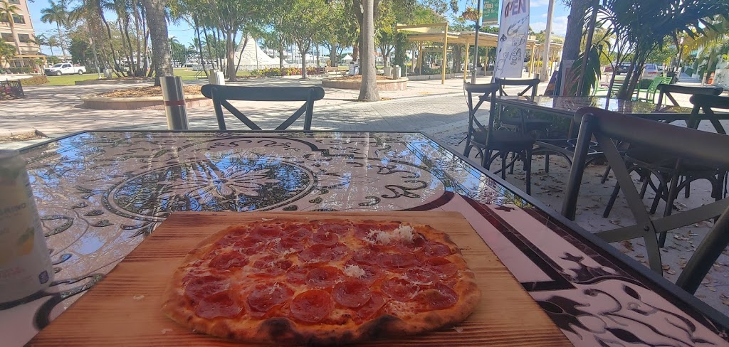 Big Bro Pizzeria | restaurant | 114 S Clematis St, West Palm Beach, FL 33401, USA | 5612846716 OR +1 561-284-6716