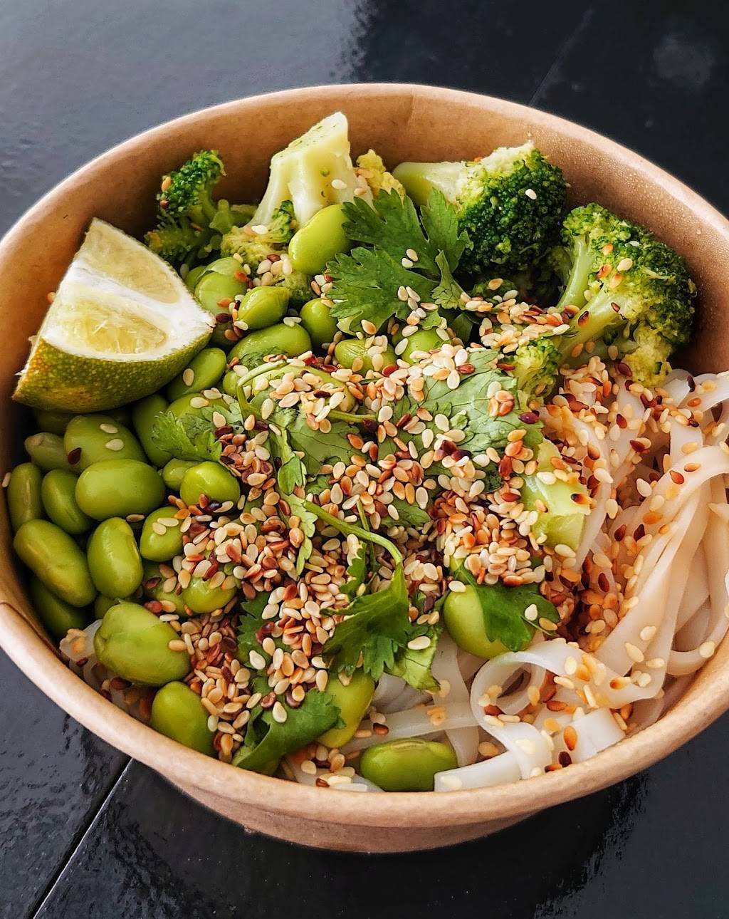 MmmChef | restaurant | 1310 Woodward Ave, Ottawa, ON K1Z 7V8, Canada | 6137615555 OR +1 613-761-5555