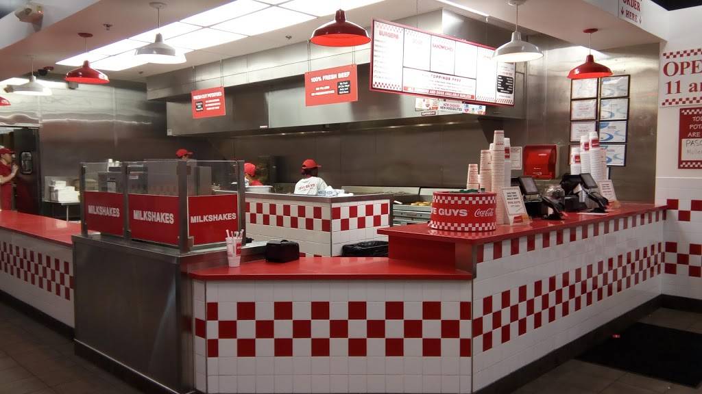 Five Guys | meal takeaway | 3601 Washtenaw Ave, Ann Arbor, MI 48104, USA | 7349715050 OR +1 734-971-5050