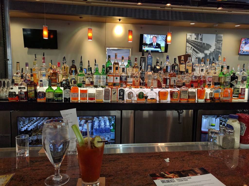 Gordon Biersch | restaurant | 3155 Worldgateway Pl, Detroit, MI 48242, USA | 7349410592 OR +1 734-941-0592