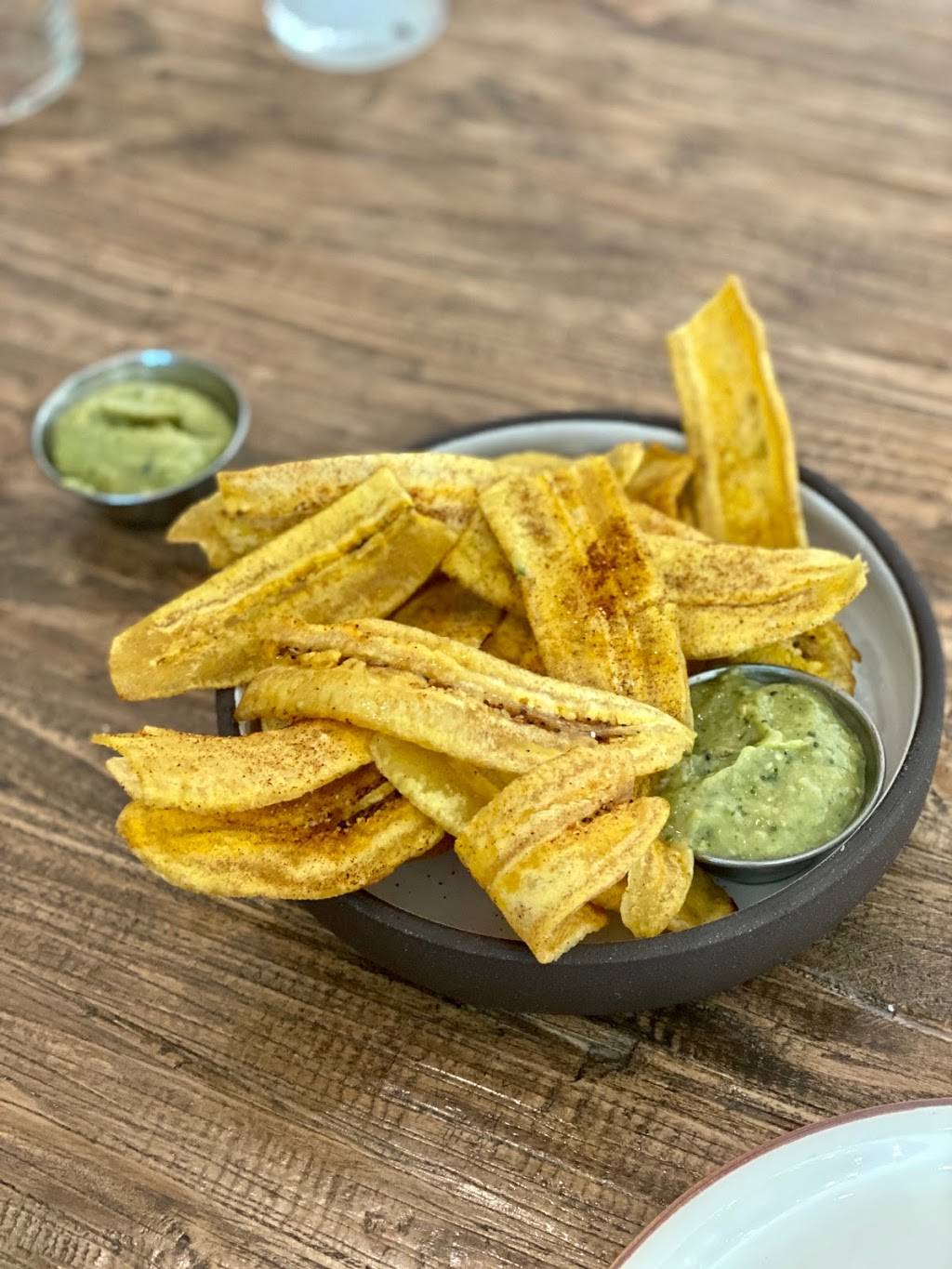 Carte Blanche Bistro & Bar | restaurant | 339 N Cleveland St, Oceanside, CA 92054, USA | 7602315370 OR +1 760-231-5370