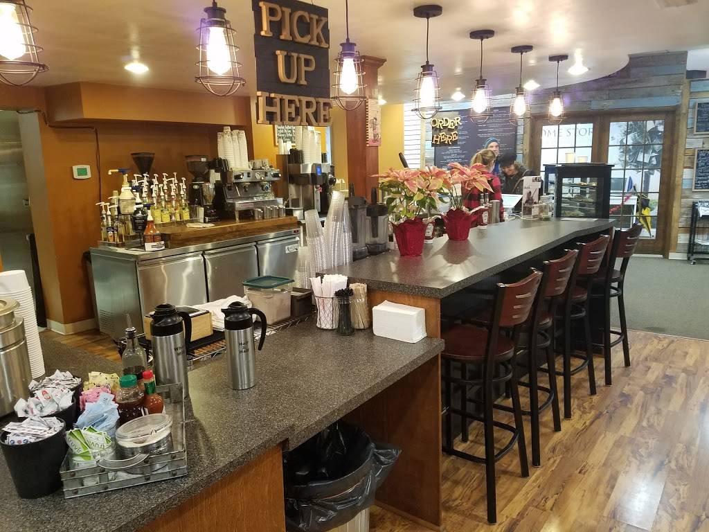 The Daily Grind Quarryville | restaurant | 221 W 4th St, Quarryville, PA 17566, USA | 7177860615 OR +1 717-786-0615