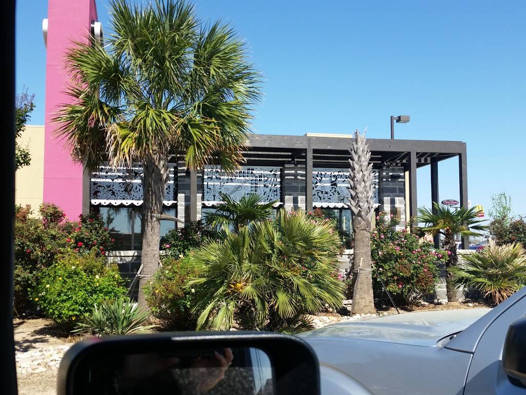 Taco Cabana | restaurant | 1205 N Hwy 77, Waxahachie, TX 75165, USA | 9729237781 OR +1 972-923-7781