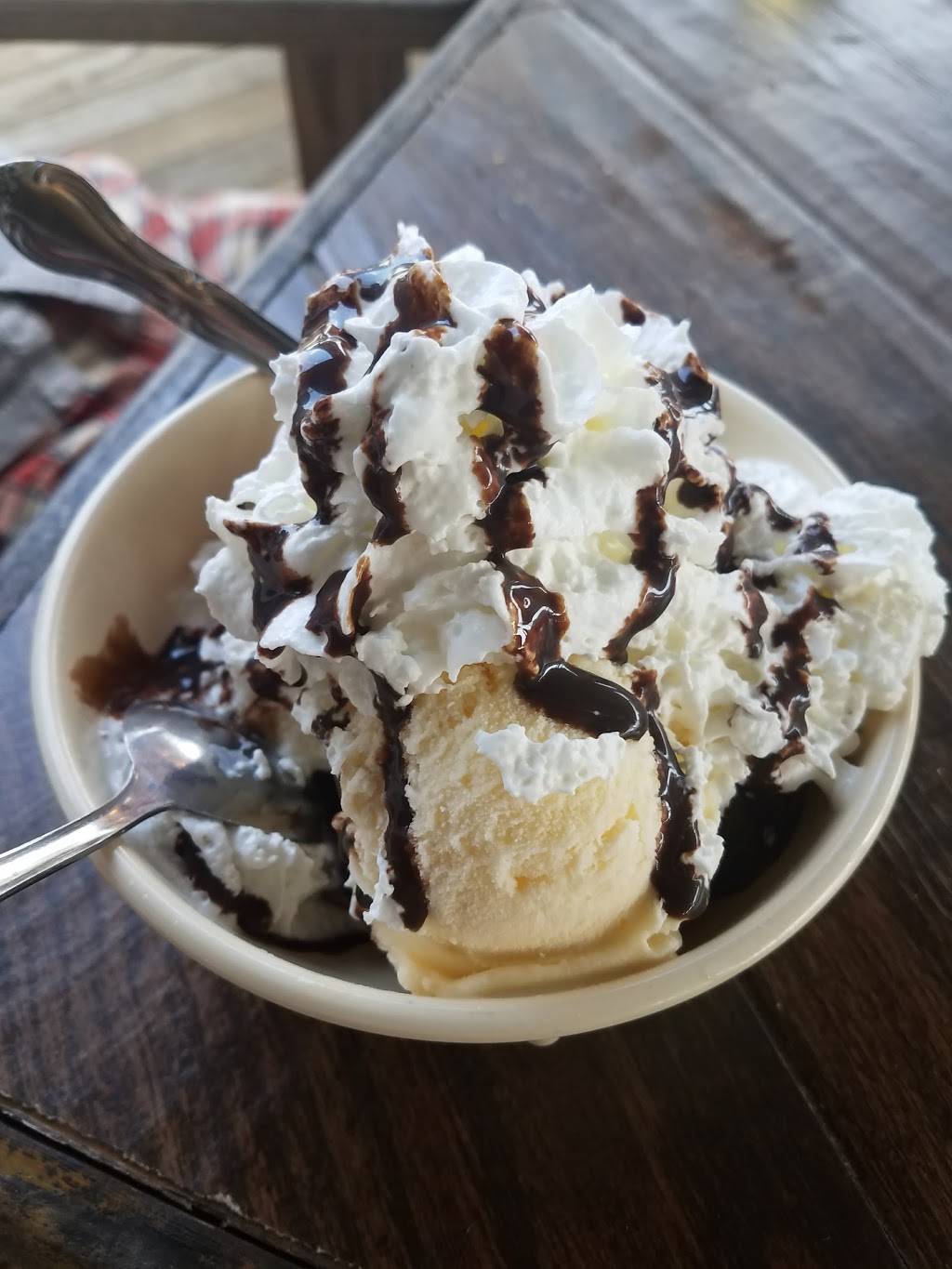 Pauls Seafood & Oyster Boat | restaurant | 1704 Hwy 6, Houston, TX 77077, USA | 2815565086 OR +1 281-556-5086