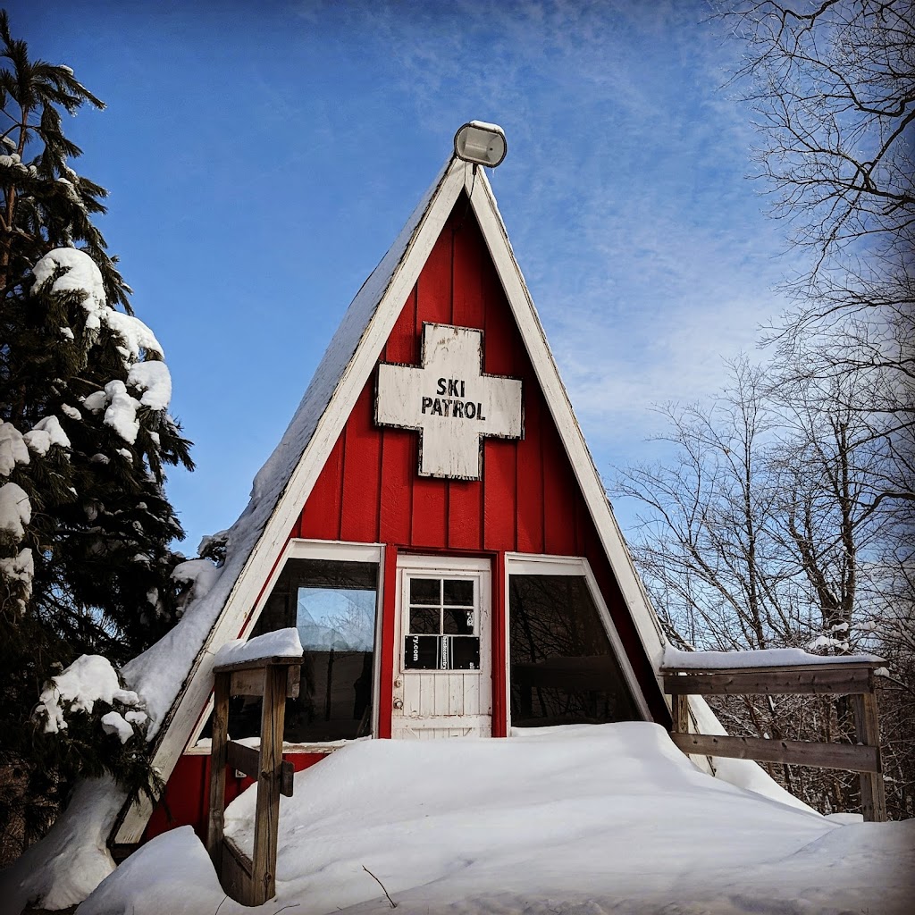 Marquette Mountain Resort | restaurant | 4501 M-553, Marquette, MI 49855, USA | 9062251155 OR +1 906-225-1155