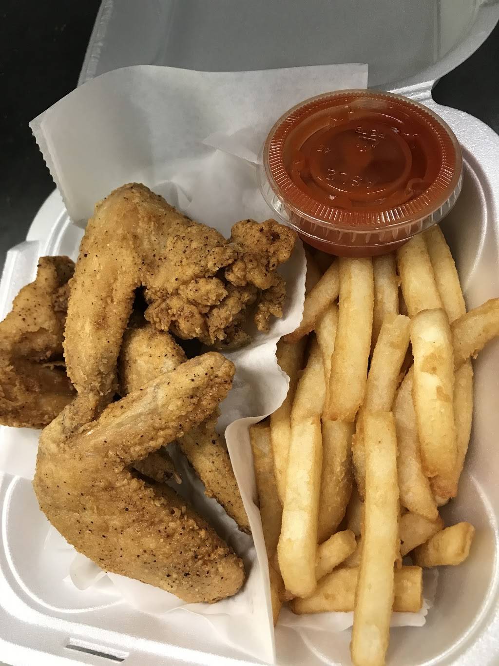 Manhattan Fish & Chicken | restaurant | 13325 Livernois C, Detroit, MI 48238, USA | 3134910094 OR +1 313-491-0094