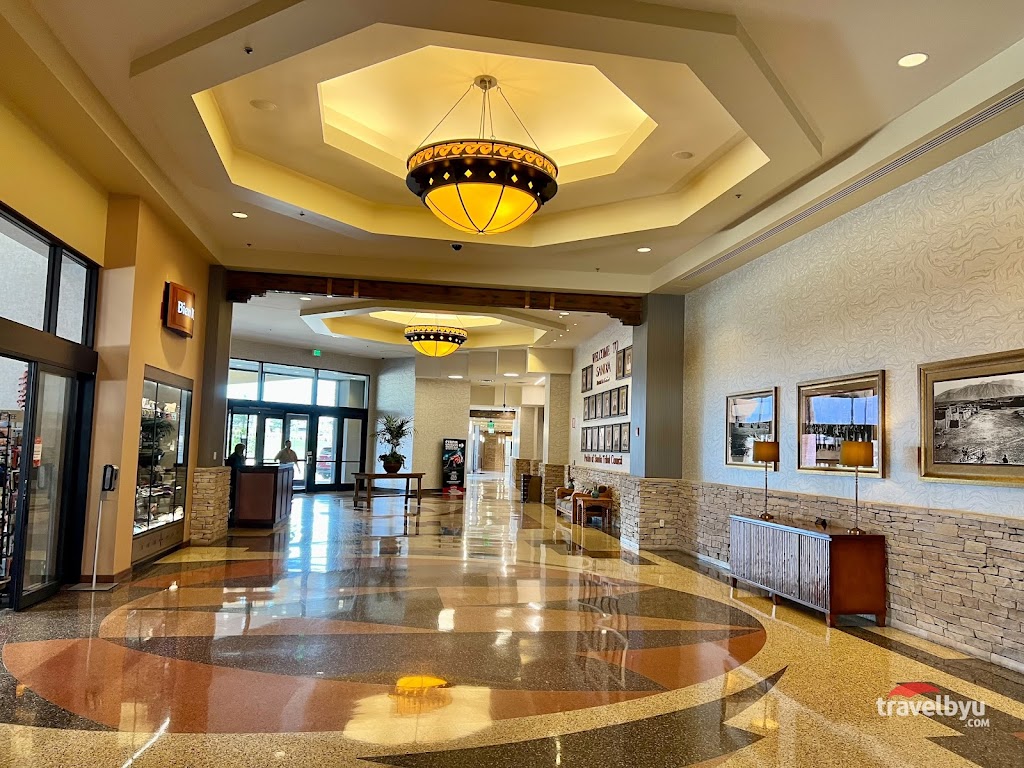 Sandia Resort & Casino | restaurant | 30 Rainbow Rd, Albuquerque, NM 87113, USA | 5057967500 OR +1 505-796-7500