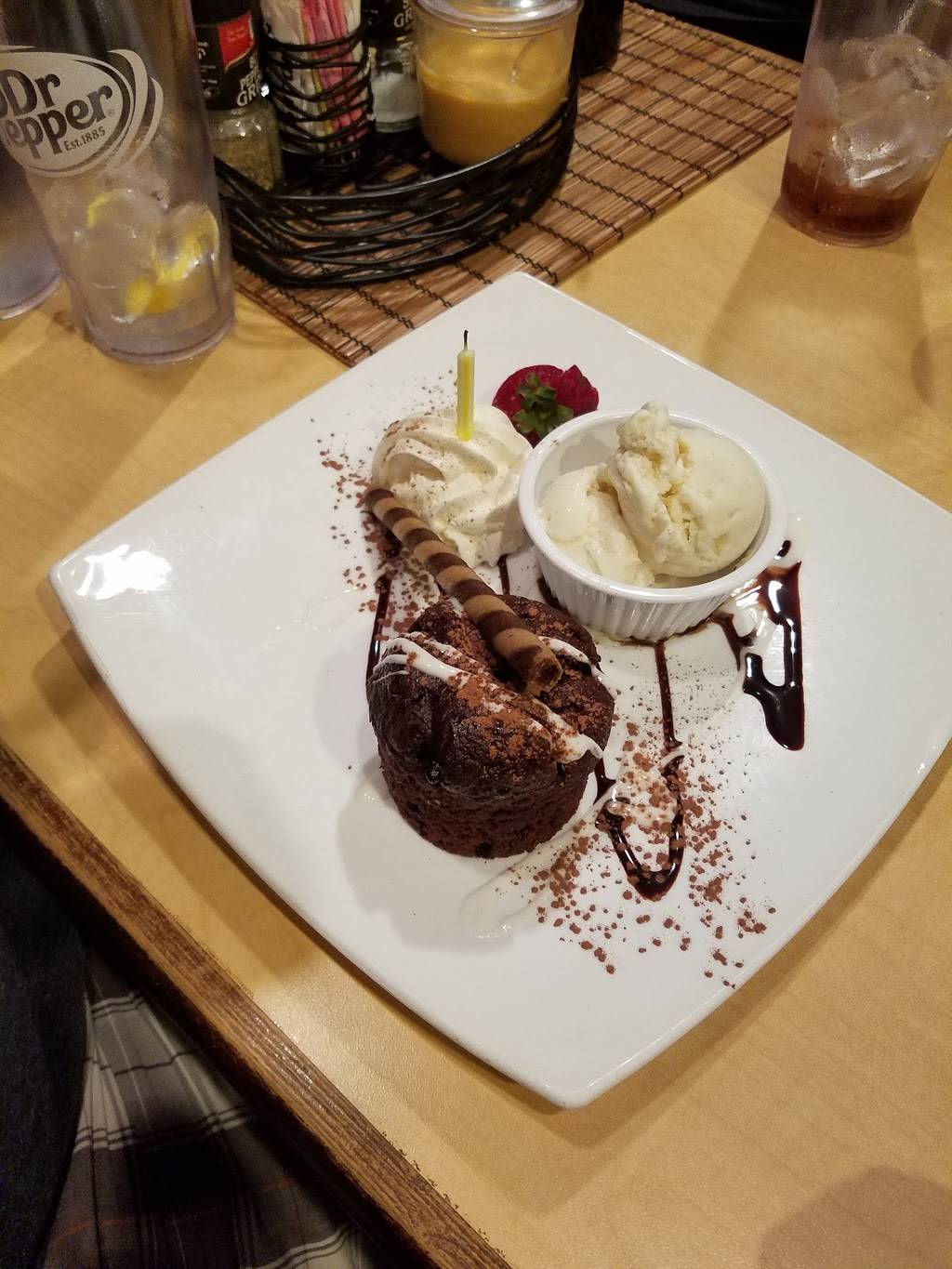 Leongs Asian Diner | restaurant | 1540 W Republic Rd, Springfield, MO 65807, USA | 4178877500 OR +1 417-887-7500