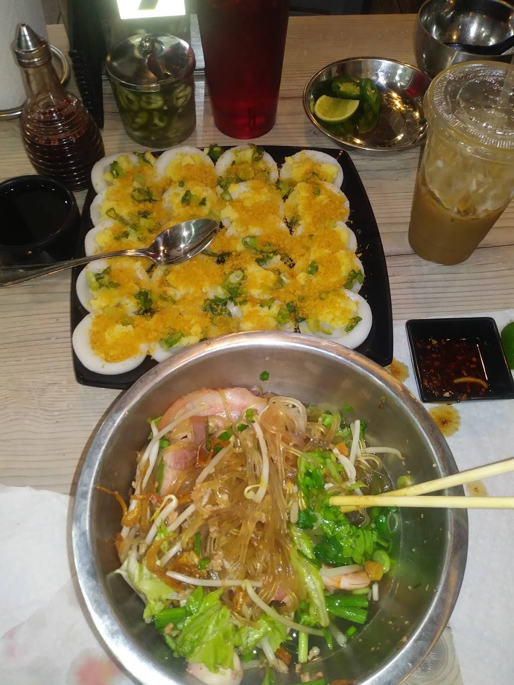 KFC | restaurant | 4420 W Sahara Ave, Las Vegas, NV 89102, USA | 7023620058 OR +1 702-362-0058