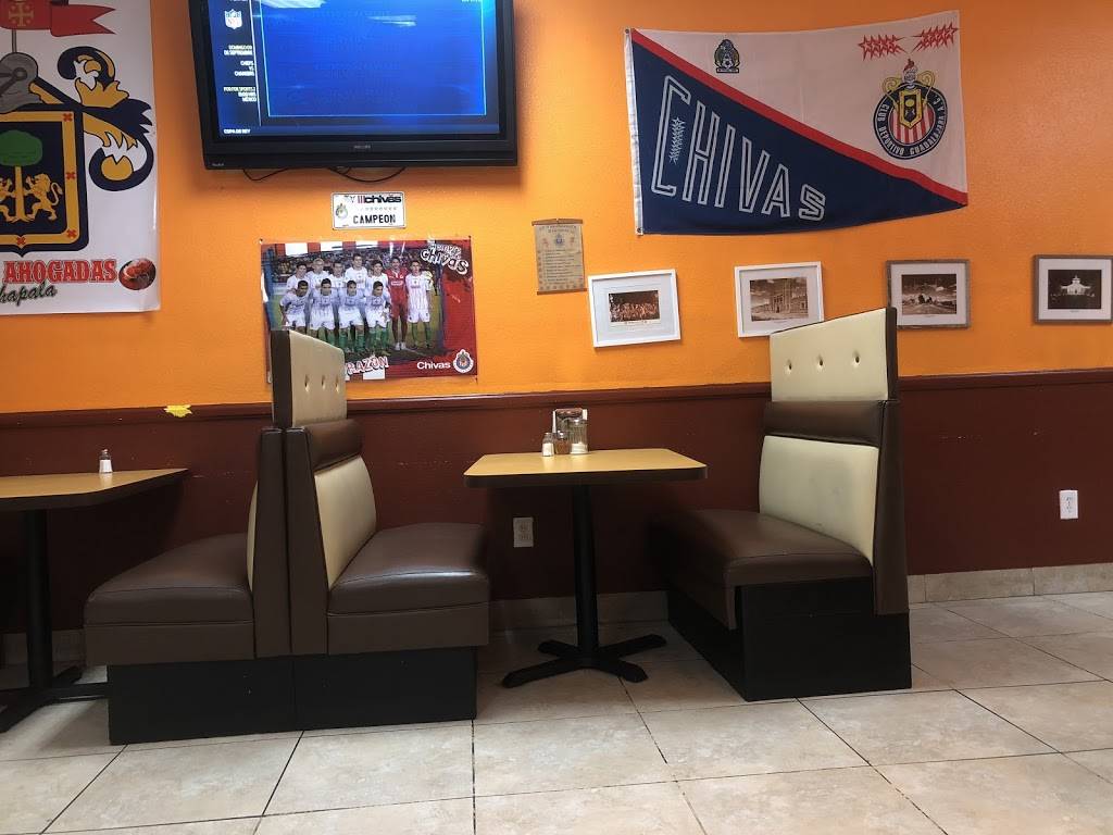 Tortas Ahogadas Chapala | restaurant | 500 State St suit 109, San Jacinto, CA 92583, USA | 9516543188 OR +1 951-654-3188