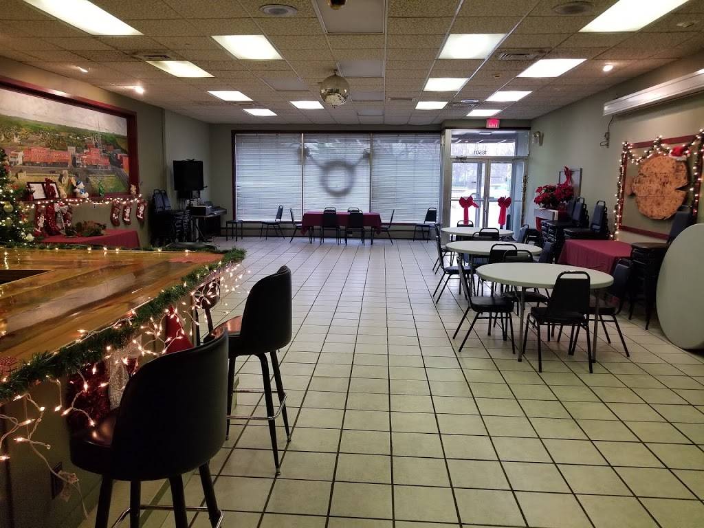 Club Car Cafe | restaurant | 18497 Dunne Ave, Parksley, VA 23421, USA | 7576657822 OR +1 757-665-7822