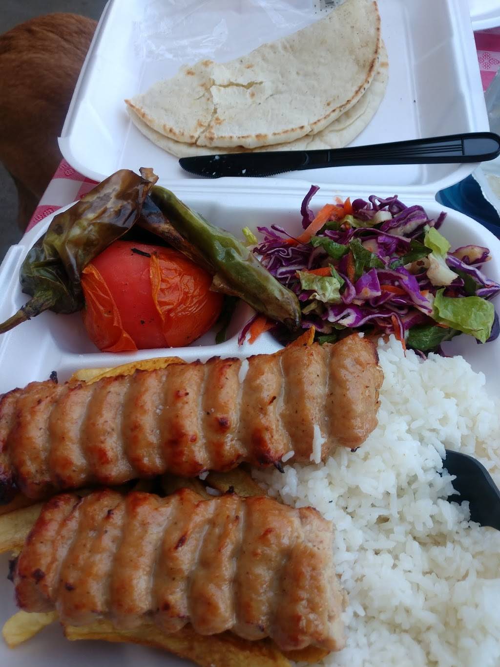 Aroma Fast Food Kebob and Shawrma | restaurant | 12502 1/2 Vanowen St, North Hollywood, CA 91605, USA | 8183086891 OR +1 818-308-6891