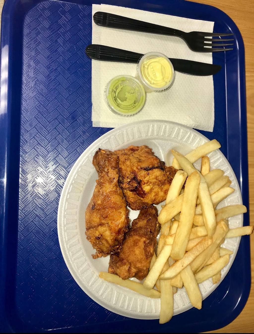 Lios Chicken | restaurant | 1808 Woodlawn Dr suite F, Gwynn Oak, MD 21207, USA | 4433483905 OR +1 443-348-3905