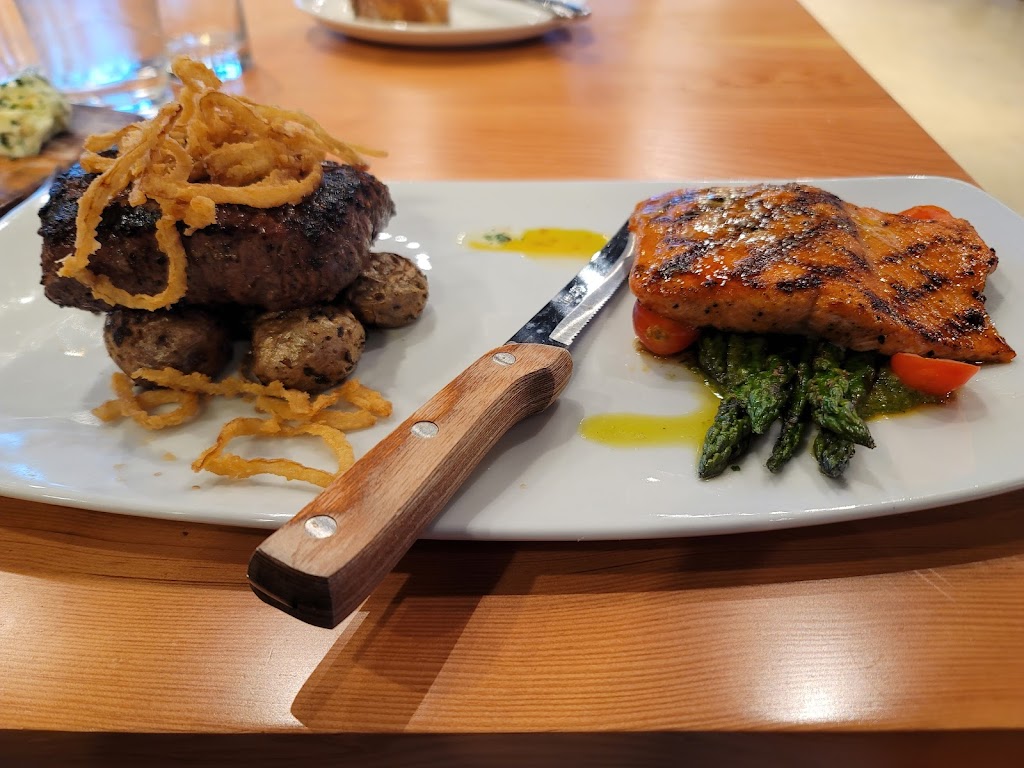 Wildfin American Grill - Riverton | restaurant | 13333 Tree Sparrow Dr, Riverton, UT 84096, USA | 8015429885 OR +1 801-542-9885