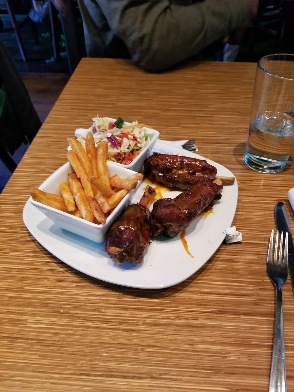 Blind Pig Pub | restaurant | 214 Linden St, Fort Collins, CO 80524, USA | 9704939197 OR +1 970-493-9197