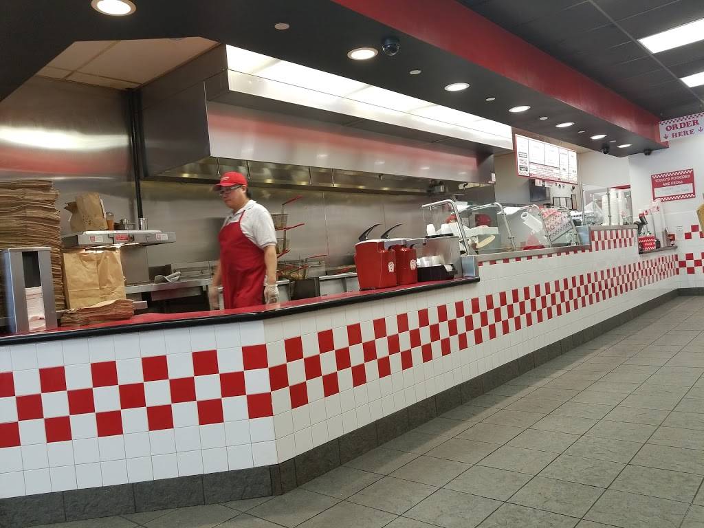 Five Guys | meal takeaway | 254-55 Horace Harding Expy, Little Neck, NY 11362, USA | 7186312100 OR +1 718-631-2100