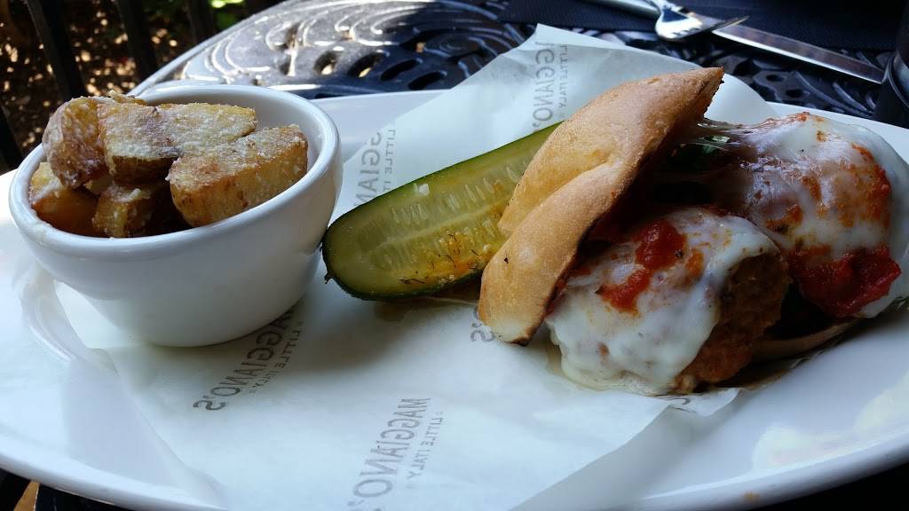 Maggianos Little Italy | restaurant | 4400 Ashford Dunwoody Rd, Dunwoody, GA 30346, USA | 7708043313 OR +1 770-804-3313