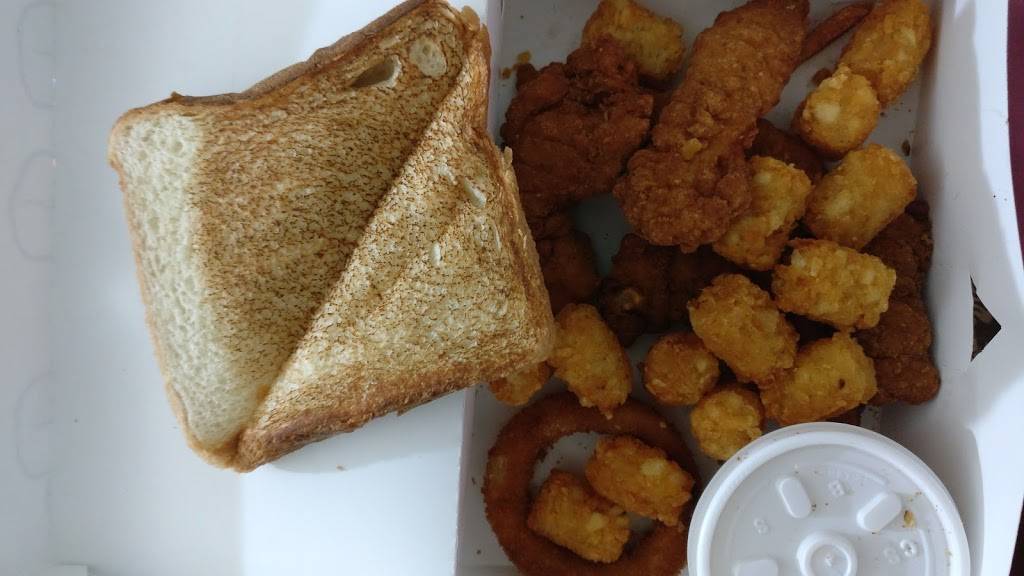 Sonic Drive-In | restaurant | 9310 E 71st St, Tulsa, OK 74133, USA | 9182540128 OR +1 918-254-0128