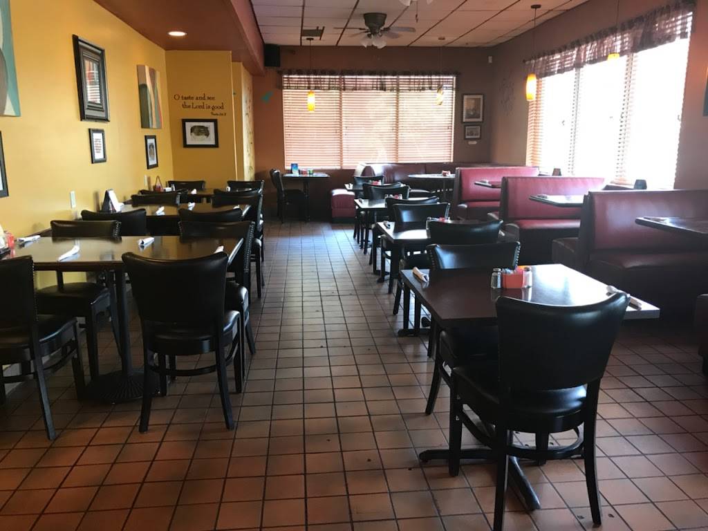 Drakes Place | restaurant | 701 S Florissant Rd, Ferguson, MO 63135, USA | 3147361140 OR +1 314-736-1140