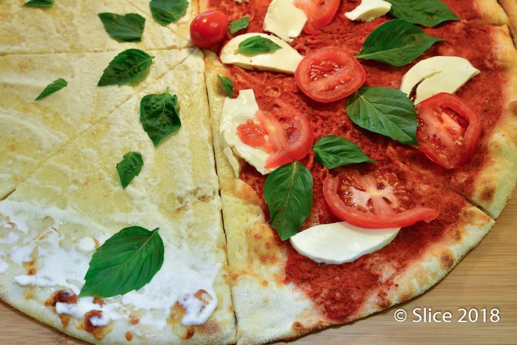 Gotta Getta Pizza | restaurant | 1735 Townsend Ave Store A, Bronx, NY 10453, USA | 3477322200 OR +1 347-732-2200