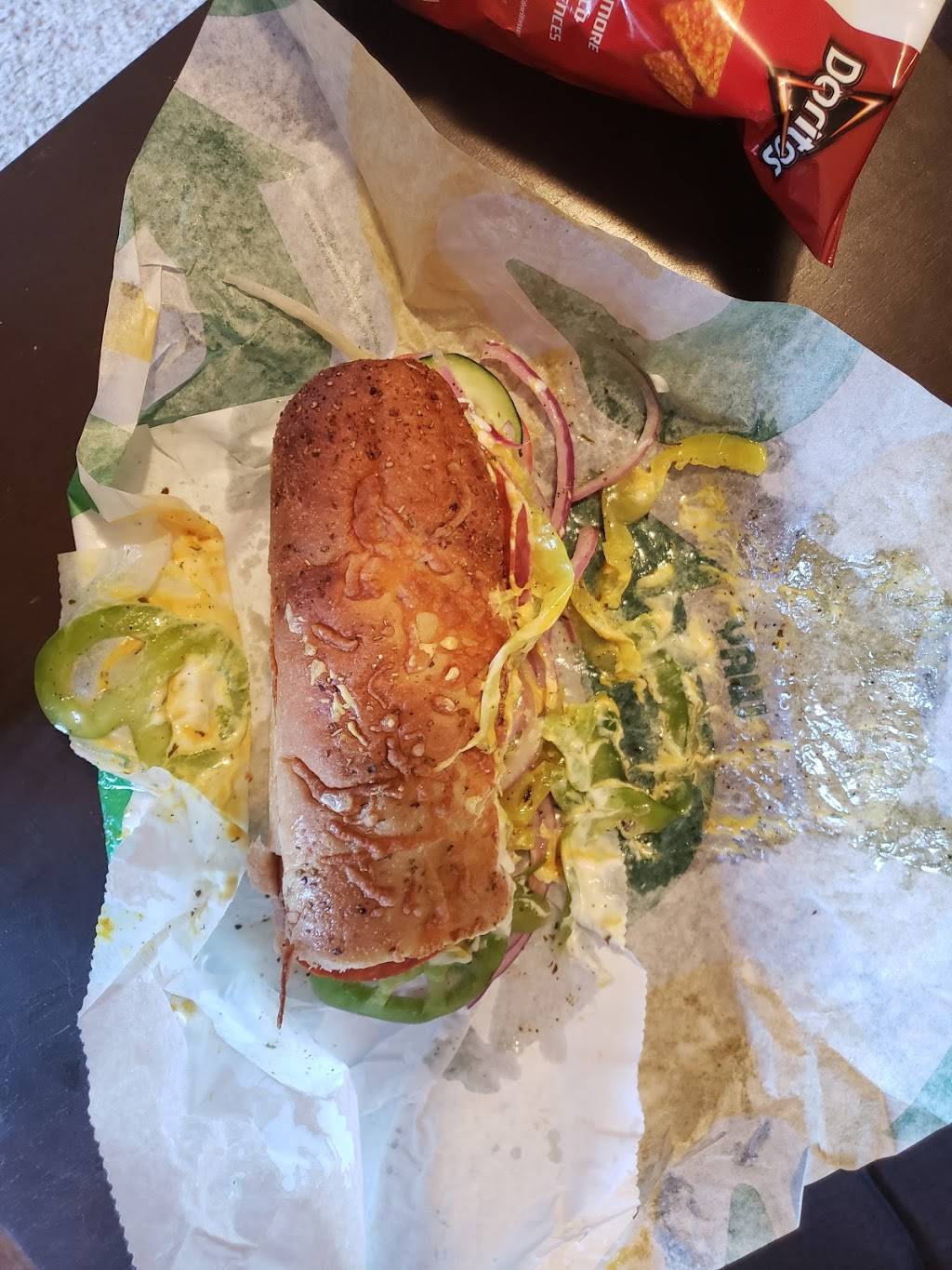Subway | meal takeaway | 1561 N Cooper Rd, Gilbert, AZ 85233, USA | 4809261142 OR +1 480-926-1142