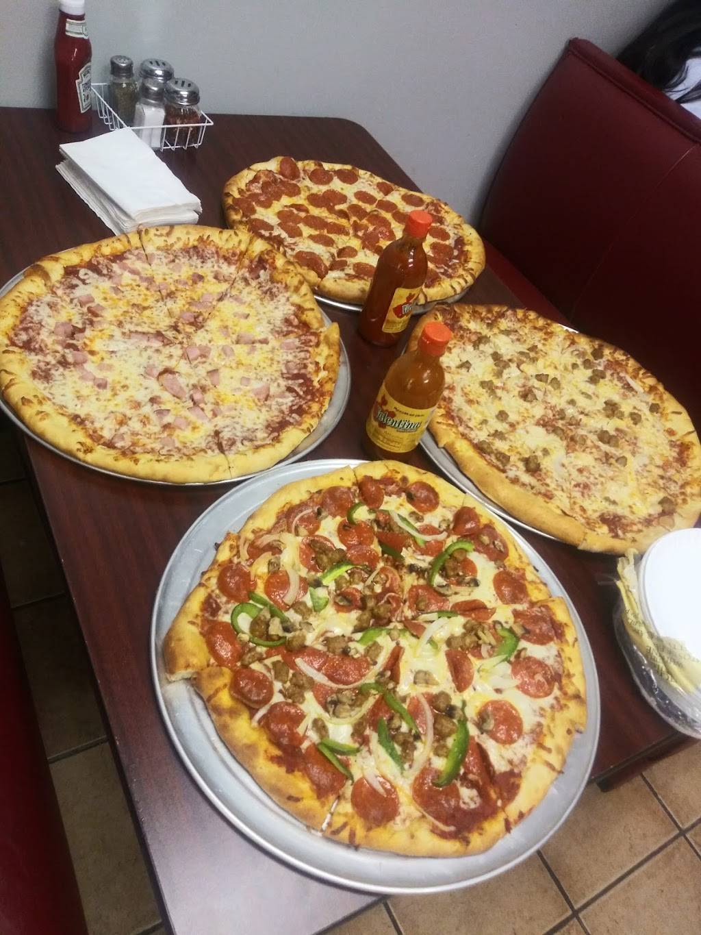 Patricios pizza and more | restaurant | 703 Eastwood Dr, Mahomet, IL 61853, USA | 2175900786 OR +1 217-590-0786