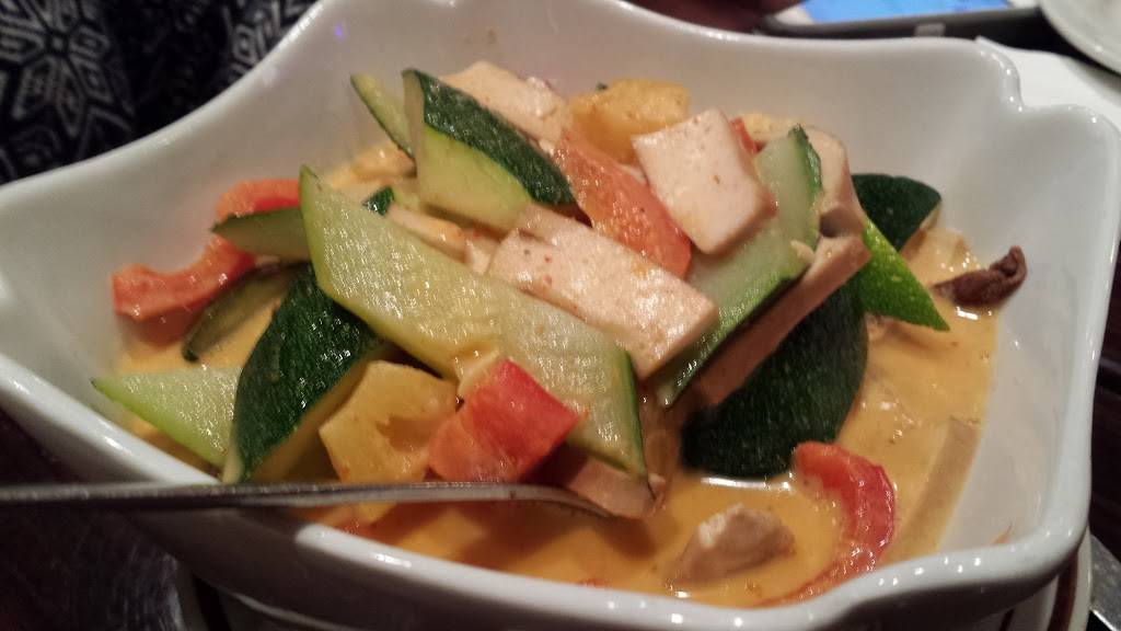 Thai Shangri-La | restaurant | 2590 County Rd 516, Old Bridge, NJ 08857, USA | 7326077600 OR +1 732-607-7600