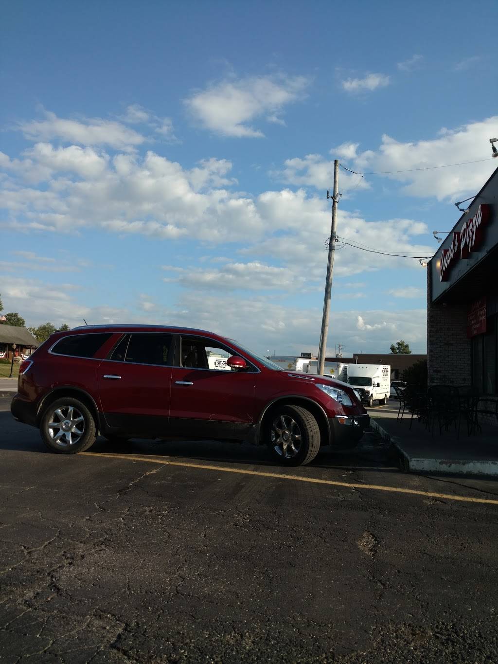 Coccas Pizza | restaurant | 400 N State St, Girard, OH 44420, USA | 3305451111 OR +1 330-545-1111