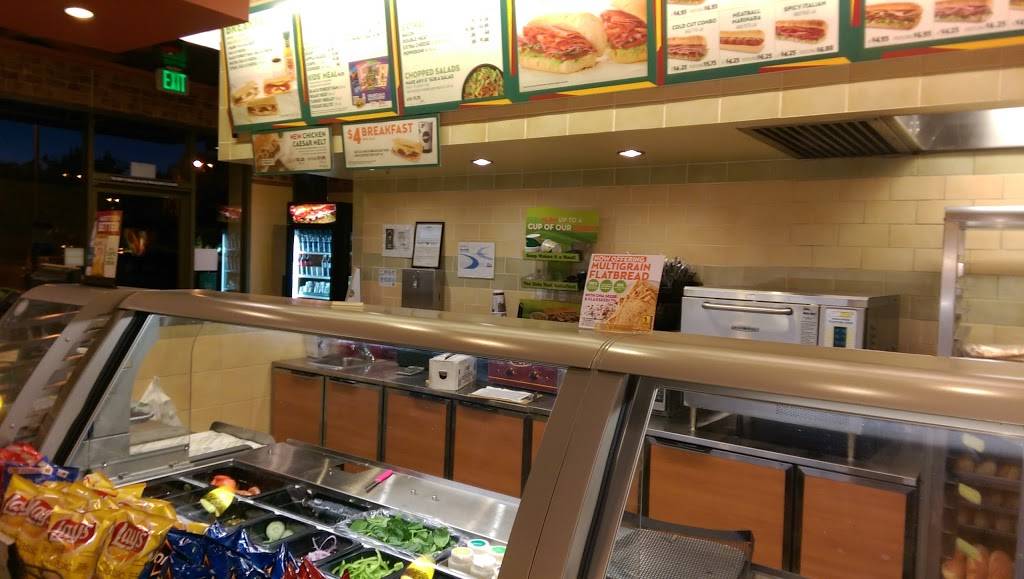 Subway Restaurants | restaurant | 563 Rohnert Park Expy C, Rohnert Park, CA 94928, USA | 7075888605 OR +1 707-588-8605