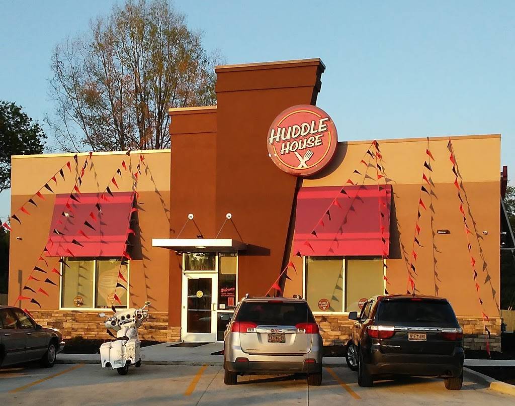 Huddle House | restaurant | 106 E 2nd St, Kershaw, SC 29067, USA | 8034757633 OR +1 803-475-7633
